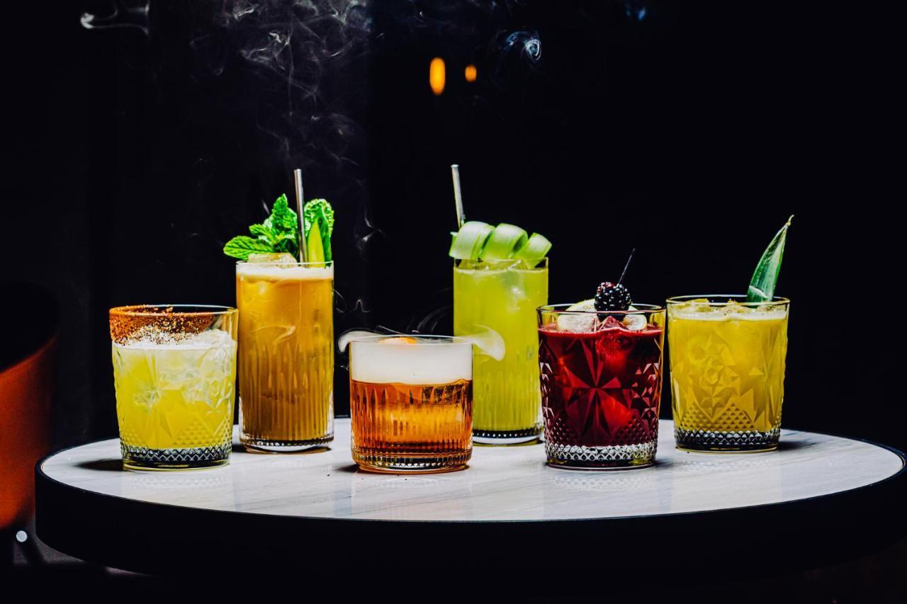 Surety Hotel Дес Мойнс Екстериор снимка