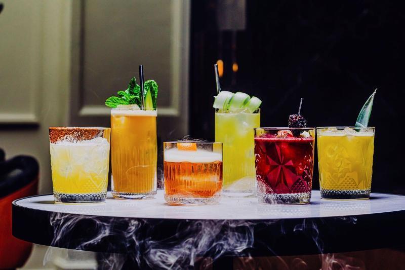 Surety Hotel Дес Мойнс Екстериор снимка